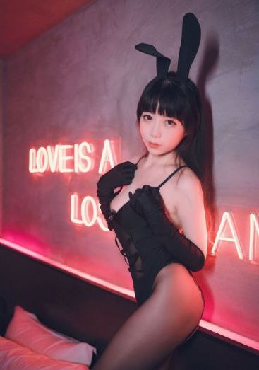 亚洲无码一区二区三区四区_BD国语完整版观看