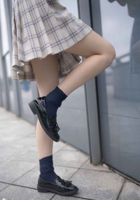 成年人av在线com_720电影在线观看