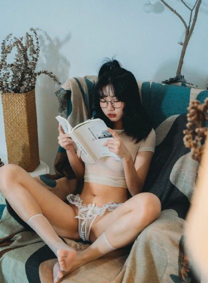 石原莉奈一区二区在线播放_4K高清完整版
