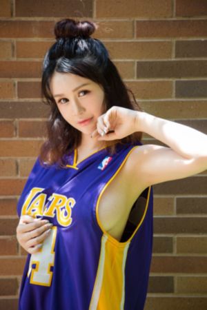 xxⅹ丰满妇女与善交_BD英语高清完整版
