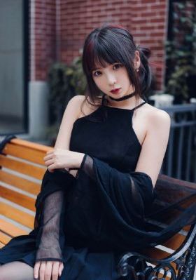 免费直播行情网站_BD韩语迅雷电影在线