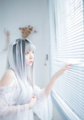 小早川怜子免费一区二区视频_4K高清完整版